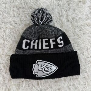 New Era Kansas City Chiefs NFL Pom Beanie Hat Black Grey Knit One Size